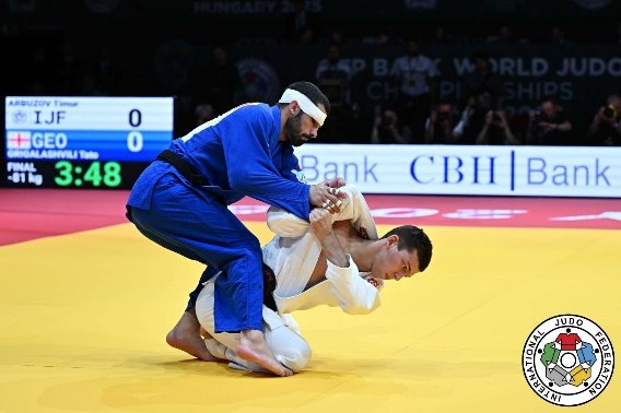 campeonato-mundial-Budapest-2025-2-Arbuzov