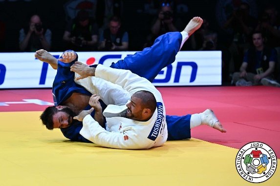 campeonato-mundial-Budapest-2025-2-Tasoev