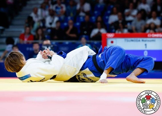 tsunoda-en-los-jjoo-2024