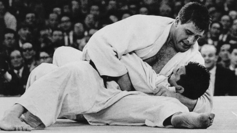 anton-geesink-y-su-famoso-kesa-gatame